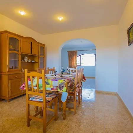 Lina - Plusholidays * Calpe